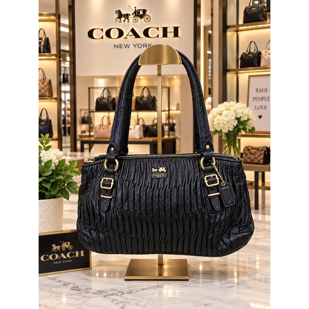 C222 Coach Madison Sophia satchel w/COA